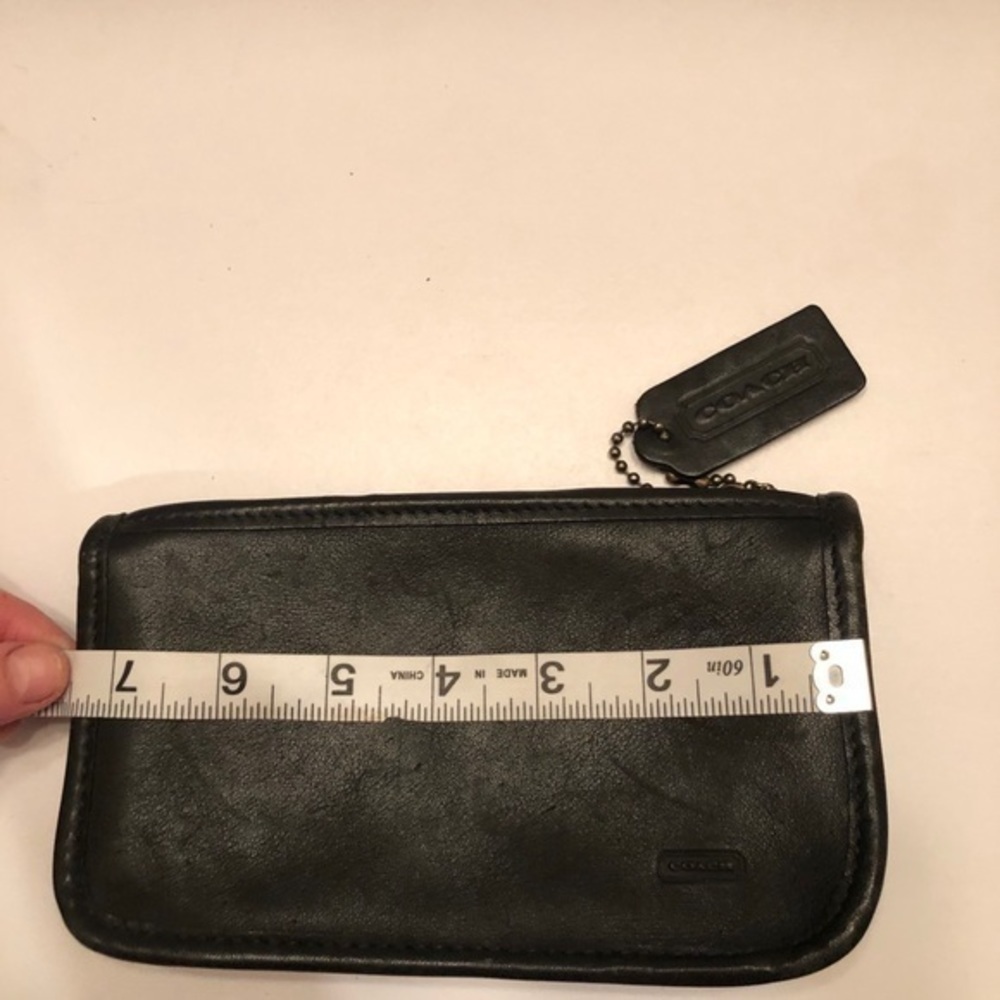 Coach vintage black leather cosmetic bag - Picture 3 of 11